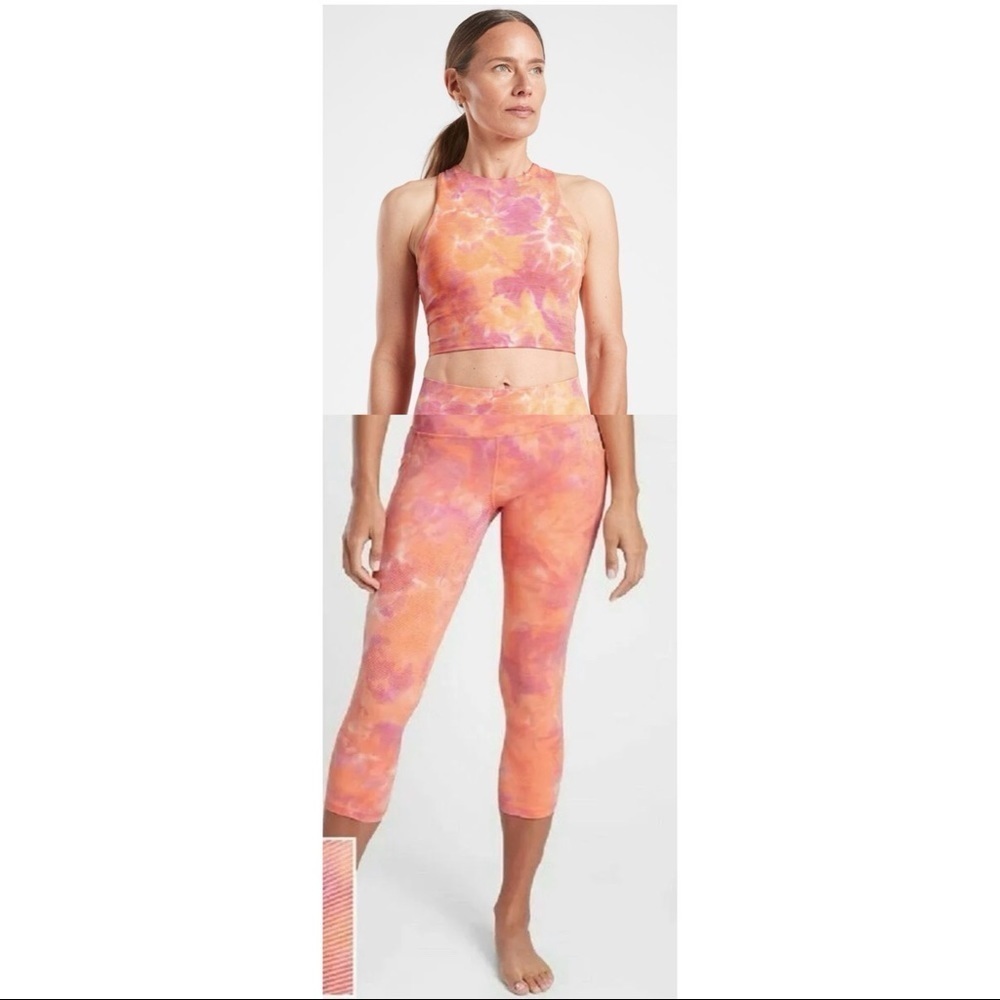 Athleta Conscious Texture Crop Top Salutation Stash Pocket II Capri Legging Set